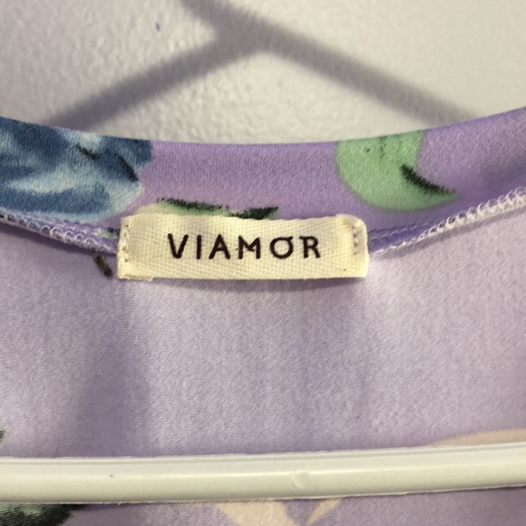 Purple flower top - Picture 3 of 3